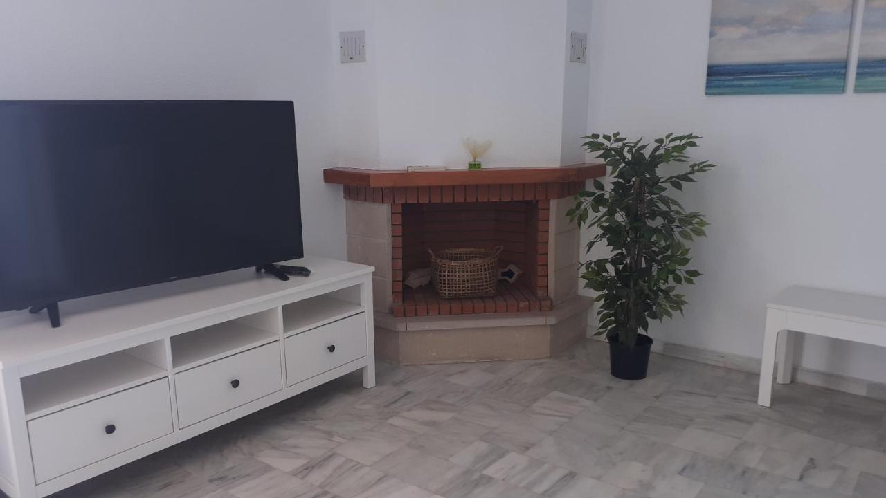 Apartment In Costa Del Sol With Large Terrace For 9 People Rincón de la Victoria Esterno foto