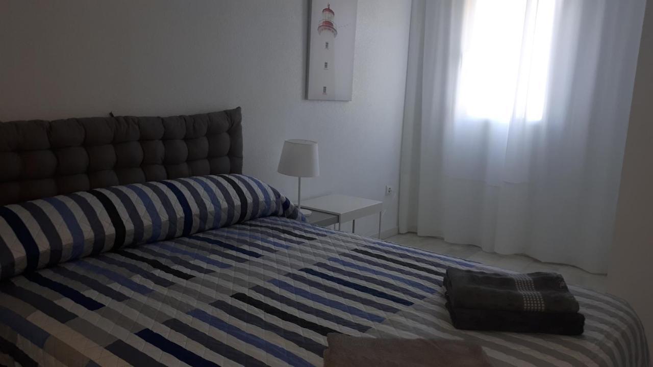 Apartment In Costa Del Sol With Large Terrace For 9 People Rincón de la Victoria Esterno foto