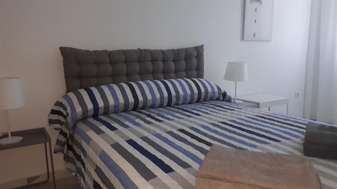 Apartment In Costa Del Sol With Large Terrace For 9 People Rincón de la Victoria Esterno foto