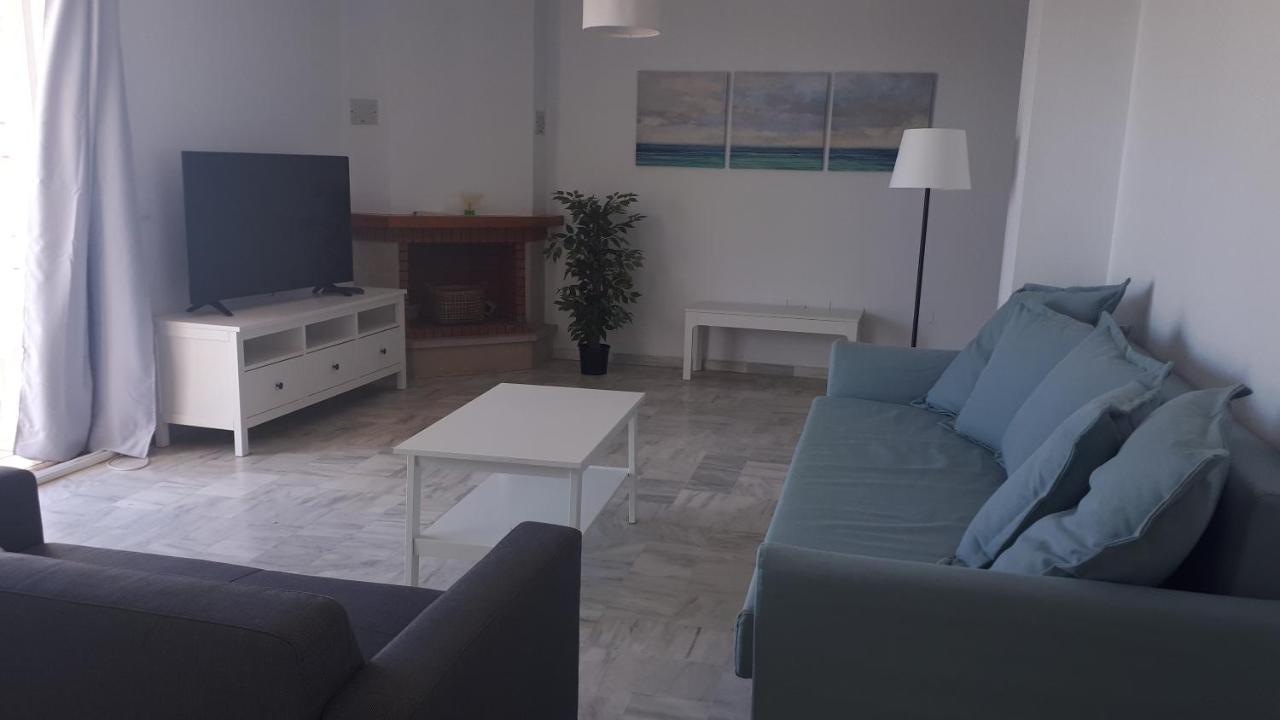 Apartment In Costa Del Sol With Large Terrace For 9 People Rincón de la Victoria Esterno foto