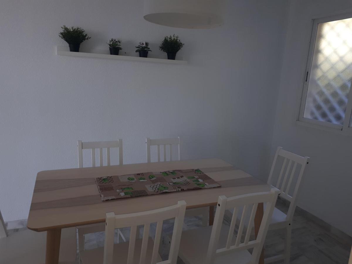 Apartment In Costa Del Sol With Large Terrace For 9 People Rincón de la Victoria Esterno foto