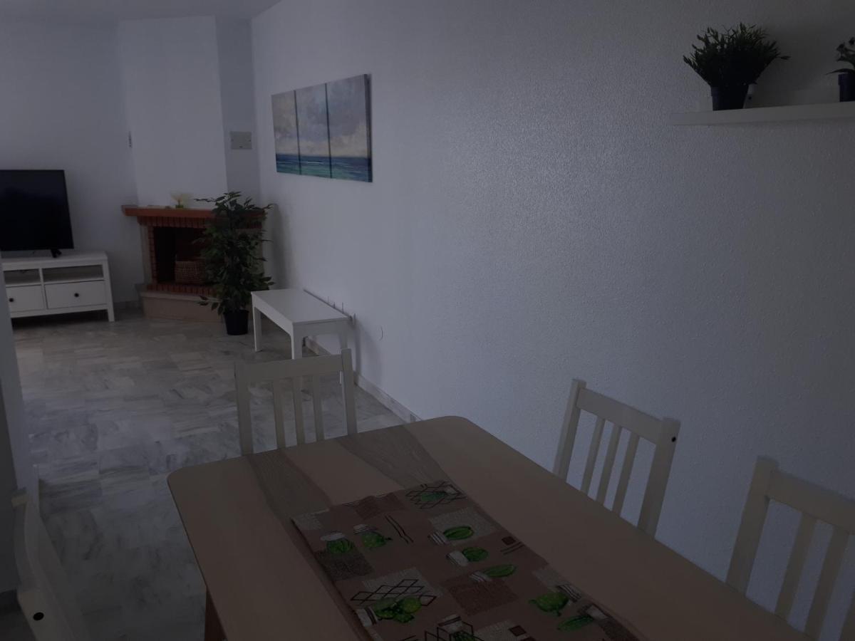Apartment In Costa Del Sol With Large Terrace For 9 People Rincón de la Victoria Esterno foto