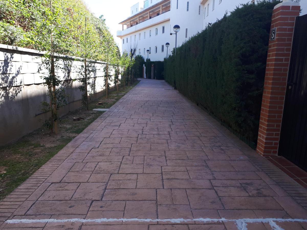 Apartment In Costa Del Sol With Large Terrace For 9 People Rincón de la Victoria Esterno foto