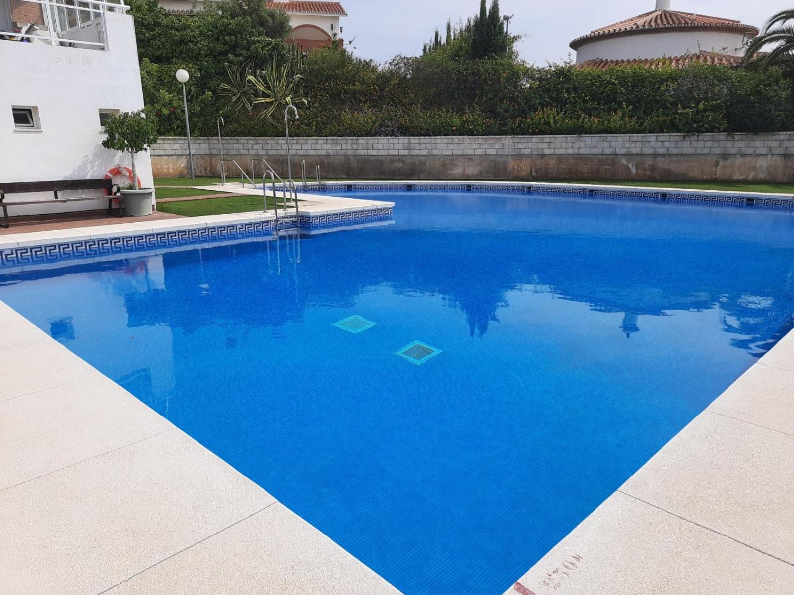 Apartment In Costa Del Sol With Large Terrace For 9 People Rincón de la Victoria Camera foto